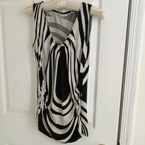 New York & Company Monochrome Sleeveless Top